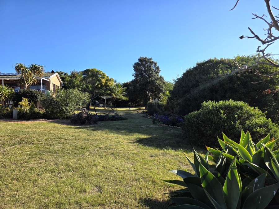 3 Bedroom Property for Sale in Wavecrest Eastern Cape